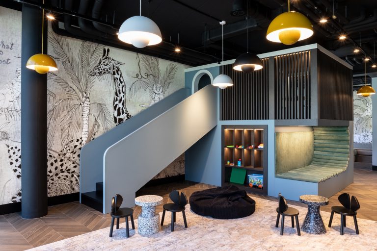 Wall&decò al Dorint Resort & Spa di Locarno: superfici su misura per l’ospitalità contemporanea